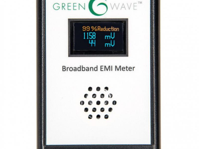 Zoom sur le mesureur d'électricité sale CPL Linky Greenwave Broadband EMI Meter