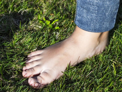 Earthing | Mettez-vous à la terre pour soulager votre stress !